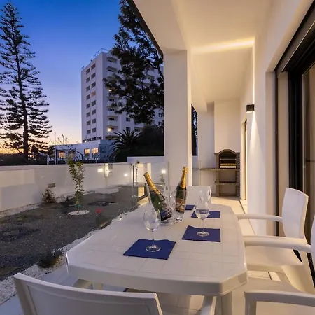 Appartamento Correeira Luxury Residence T2 J - Albufeira, Pools, Wifi, Bbq, Beach