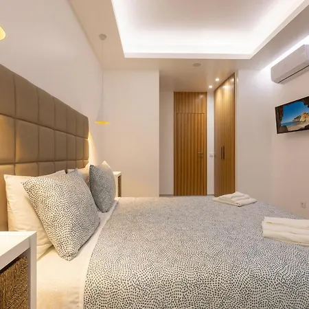 Appartamento Correeira Luxury Residence T2 J - Albufeira, Pools, Wifi, Bbq, Beach *
