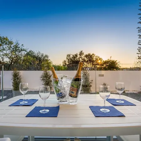 Correeira Luxury Residence T2 J - Albufeira, Pools, Wifi, Bbq, Beach Lägenhet Albufeira